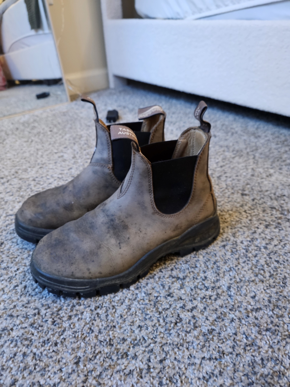 Blundstone Brown Chelsea Lug Work Boots